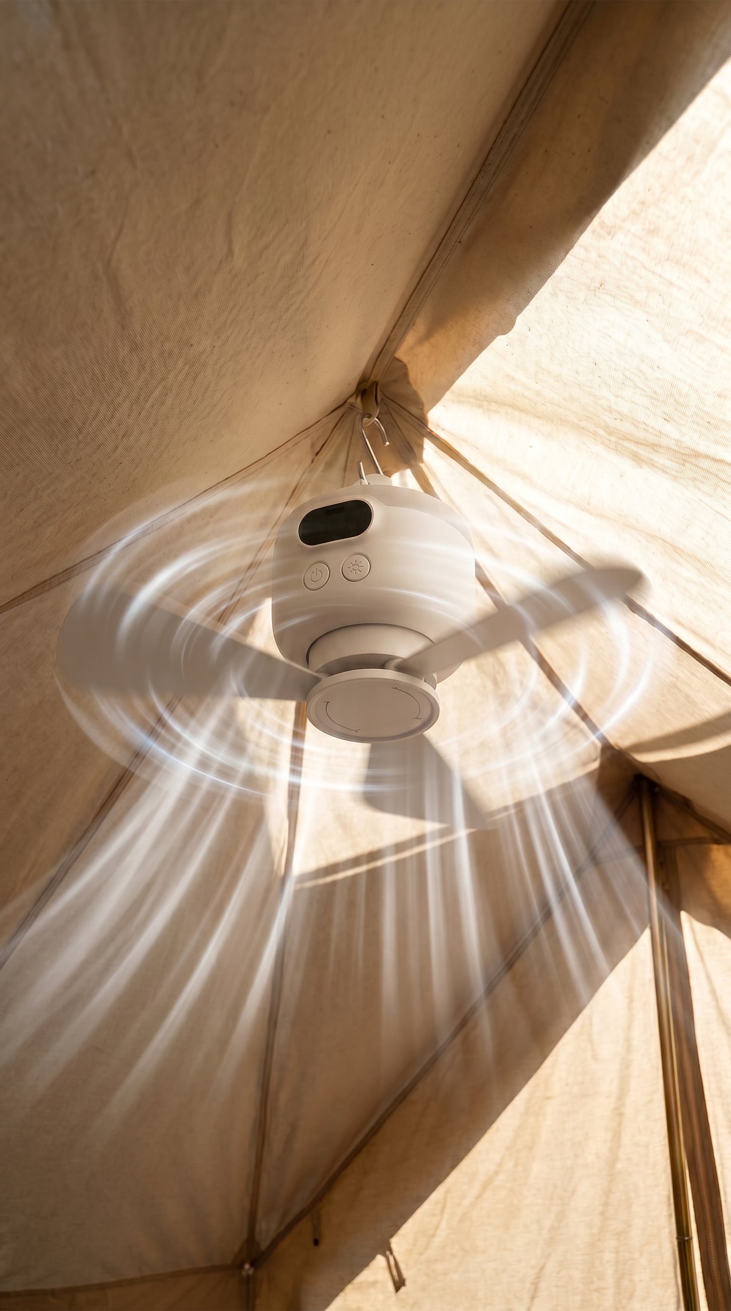 Bærbar campingventilator med LED-belysning og fjernbetjening